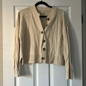 Madewell crème cardigan with tortoise shell buttons